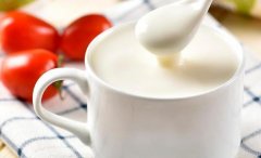 什么时候喝酸奶最好 酸奶的营养成分及功