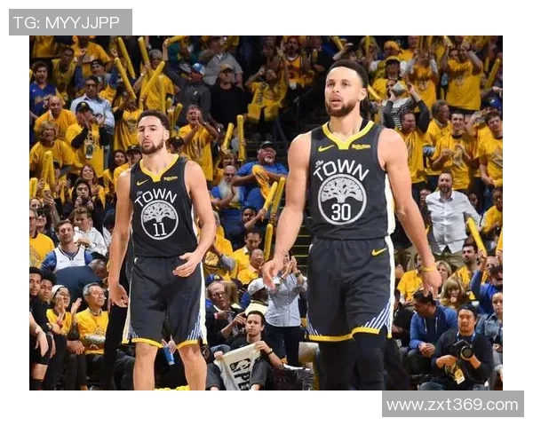 2017年NBA季后赛勇士与爵士首场对决精彩回放分析与解读 2017年NBA季后赛勇士与爵士首场对决精彩回放分析与解读