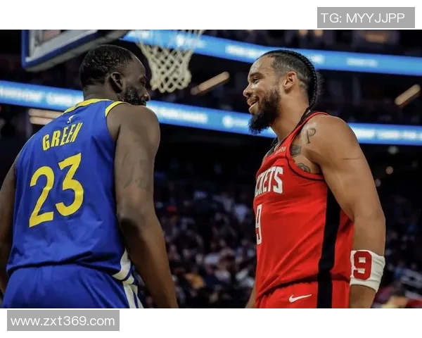 2018年NBA季后赛火箭与勇士第四场激战回顾与精彩瞬间分析